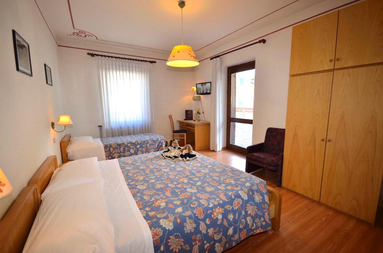 Hotel Centrale Alleghe Luaran gambar