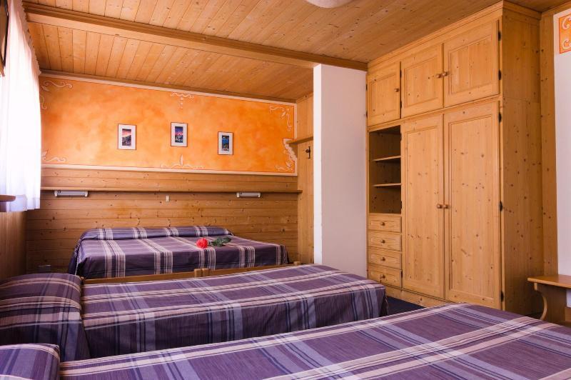 Hotel Centrale Alleghe Luaran gambar